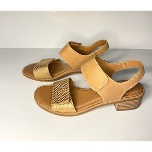 Comfortiva Leather Sandals